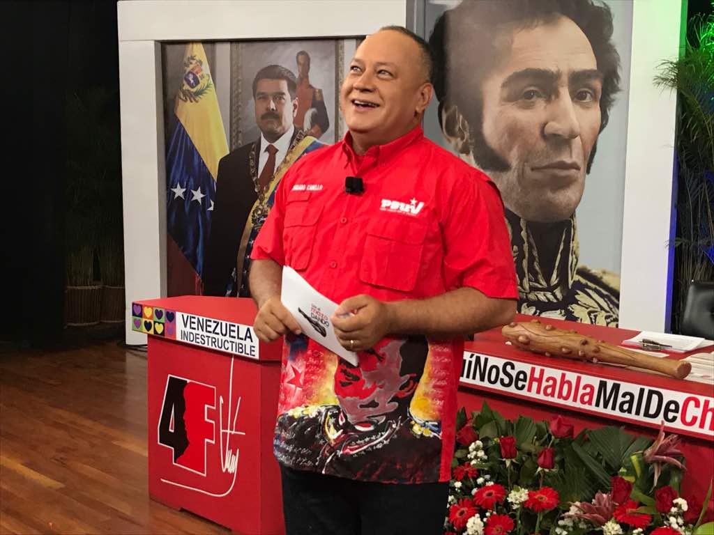 ConElMazoDando's tweet photo. .@dcabellor: Nadie puede sentirse excluido de esta lucha. Los necesitamos a todos para la batalla que viene #ConChavezVictoriaPopular https://t.co/Fx9lFfKlcE