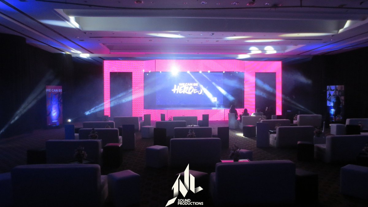 "We Can Be Heroes" 🌠

Montaje-sonido-iluminación➡ JVL Sound Productions 🔝

Evento: Preventa Invermedia 2017💥