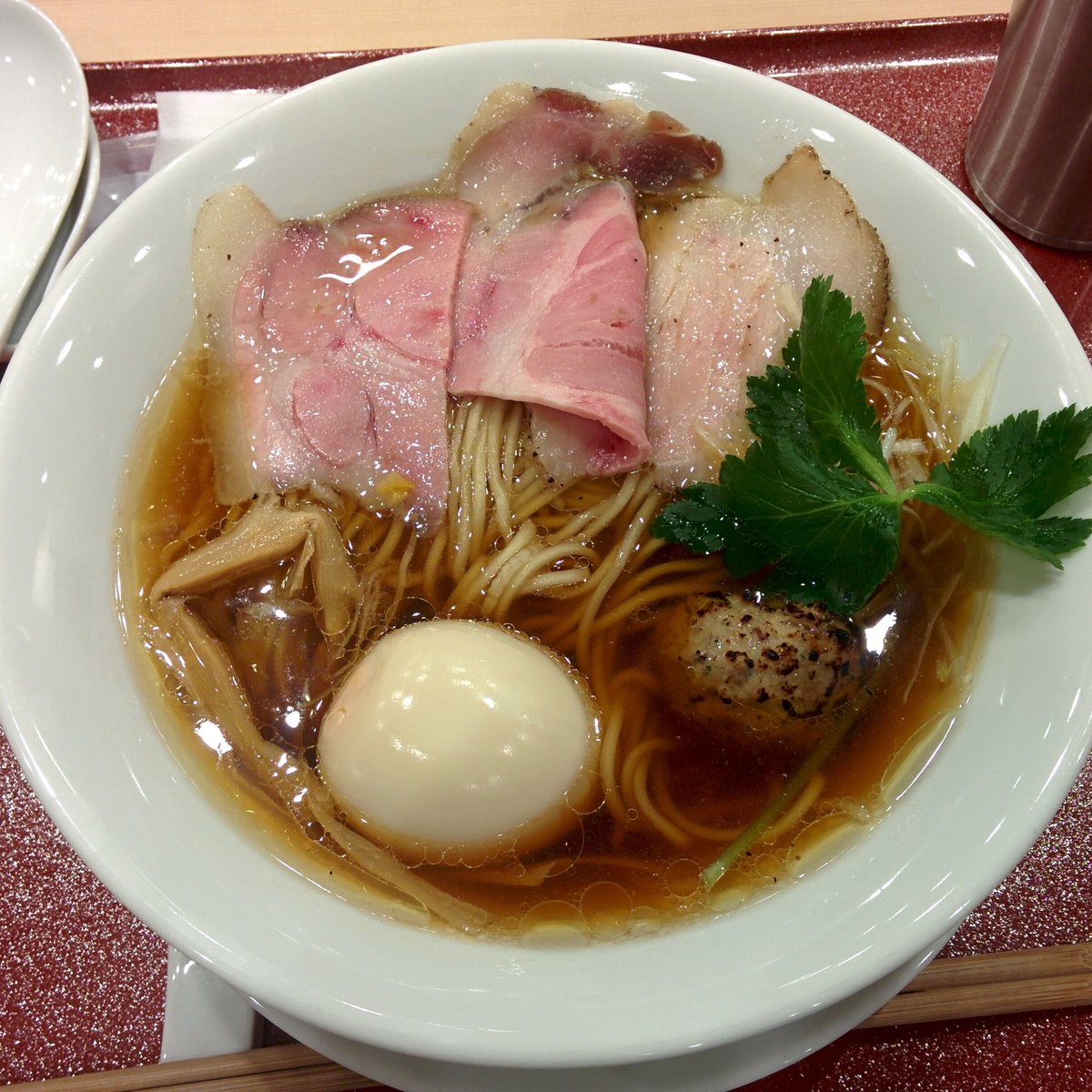 Friends In Ramen Chicken Shoyu Ramen At Mugi To Mensuke In Nakatsu Osaka Japan 大阪 中津 麦と麺助 鶏 醤油 ラーメン