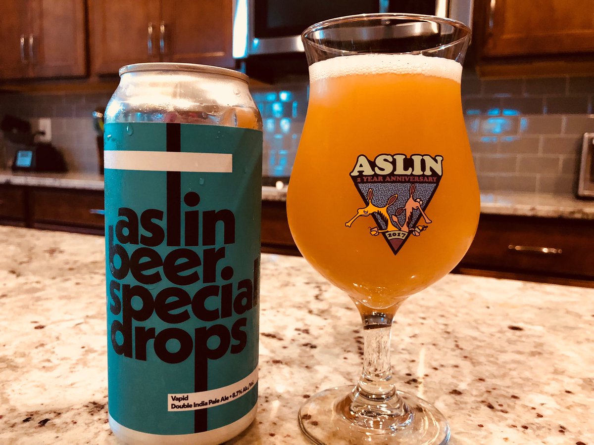 sucram32's tweet photo. Now I’m ready for the #capsplayoffs game! @Aslin_BeerCo @Capitals https://t.co/BytmOvYg4P