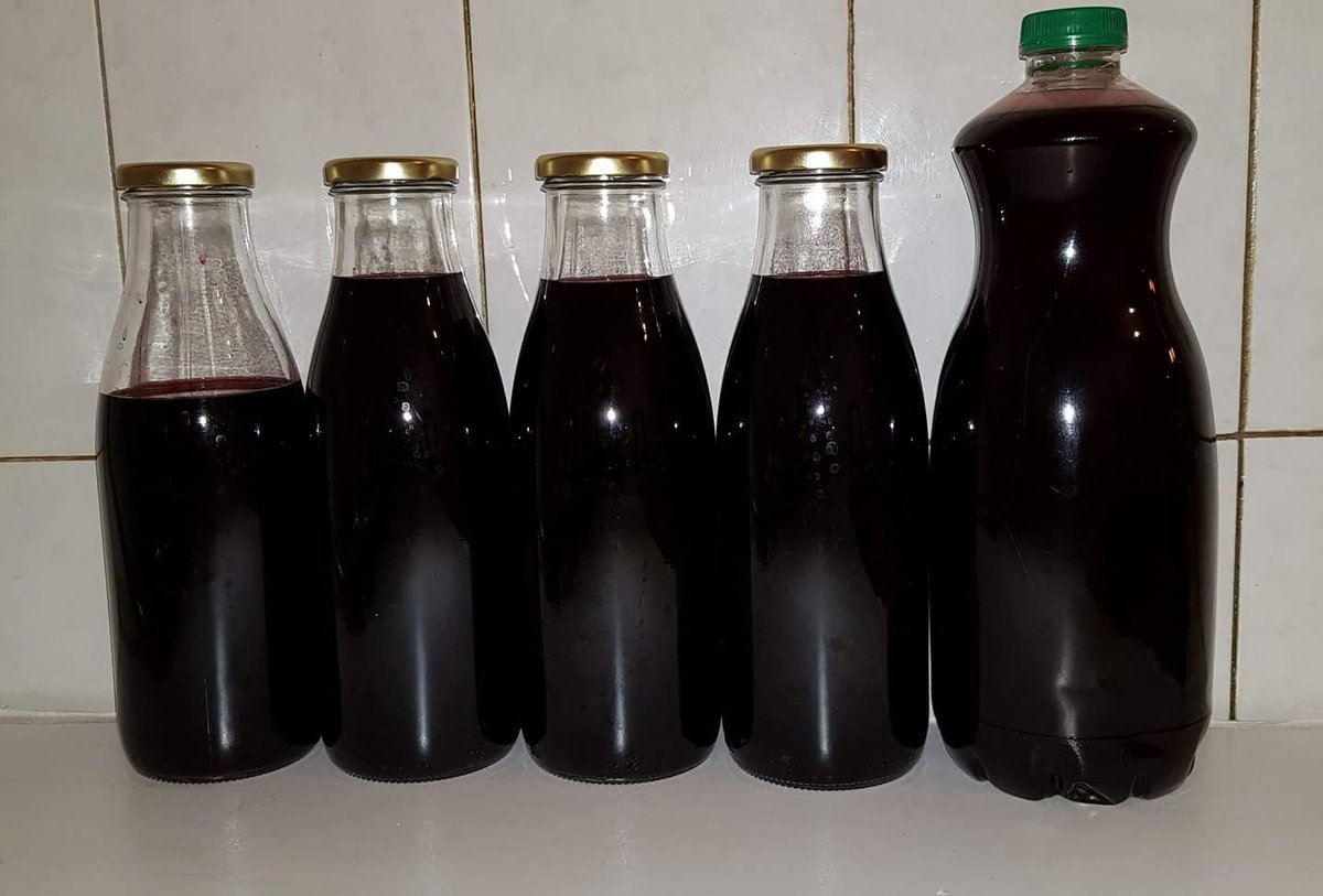 COOPSOLIDARITE's tweet photo. De #Lomé au #Togo à #Paris en #France, Vitaléo vous offre les meilleures boissons naturelles aux couleurs africaines. Testez, vous allez adorer !!!
Naturellement vôtre!
 Infos : agrovitaltogo@gmail.com Whatsapp 0033628947018 https://t.co/frio21hkUP