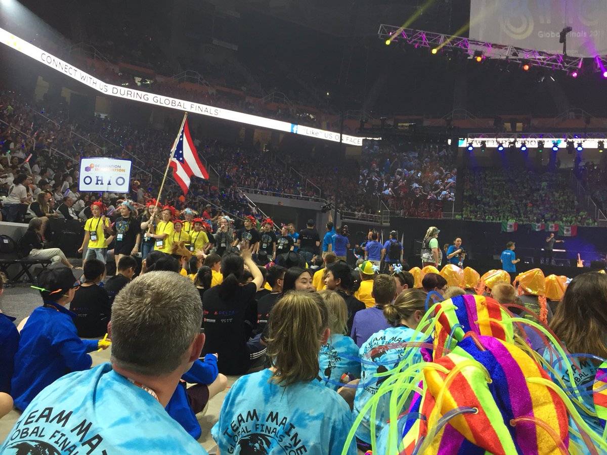 vlallencook's tweet photo. Destination Imagination celebrating learning! Einstein was right Imagination is everything!!!#peidi #truenorthdi @IDODI https://t.co/xdYOhrcgkU