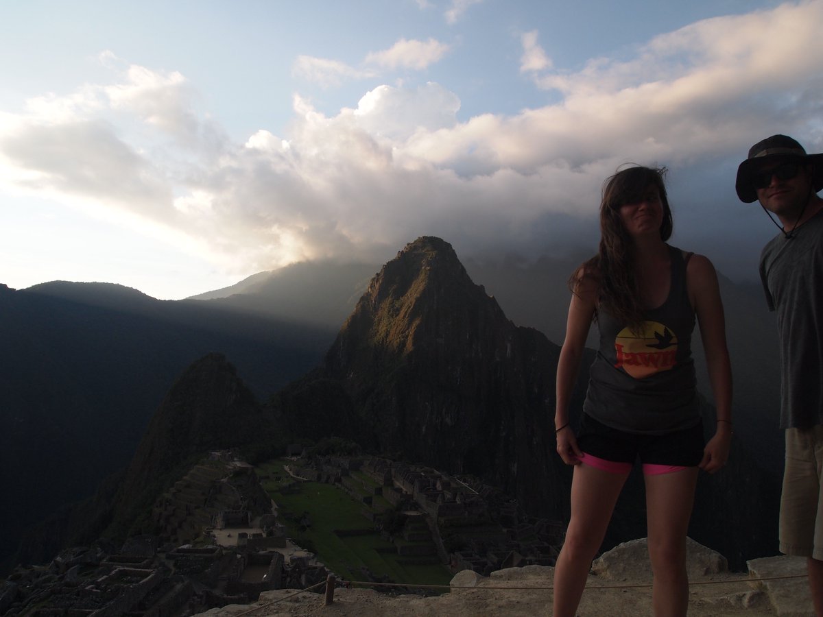 SrtaZee's tweet photo. Learn Spanish, can travel https://t.co/eAHPYGaA49