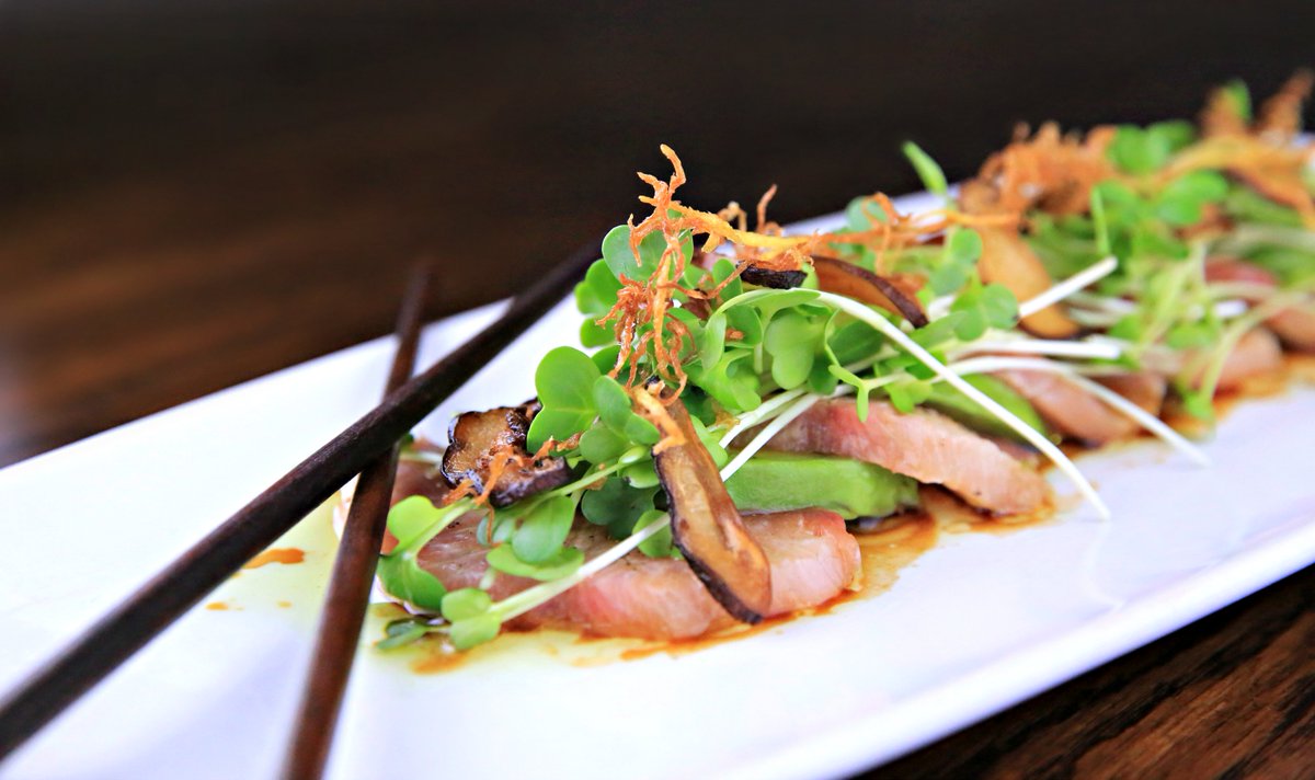 ballardinn's tweet photo. Hamachi anyone? https://t.co/TsRYyIQjfm