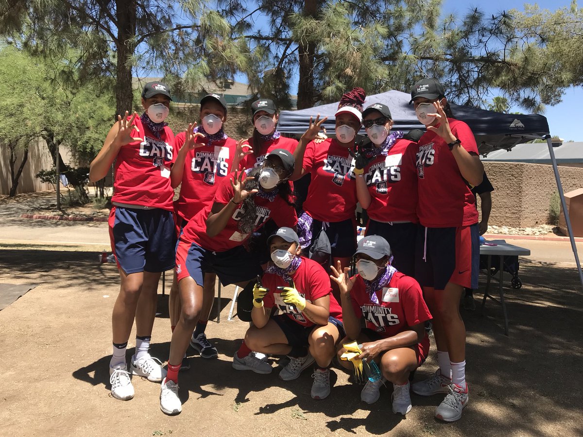ArizonaWBB's tweet image. Before rooting on @ArizonaWGolf, we were out at Udall Park building new playground equipment! 

#CatsInTheCommunity