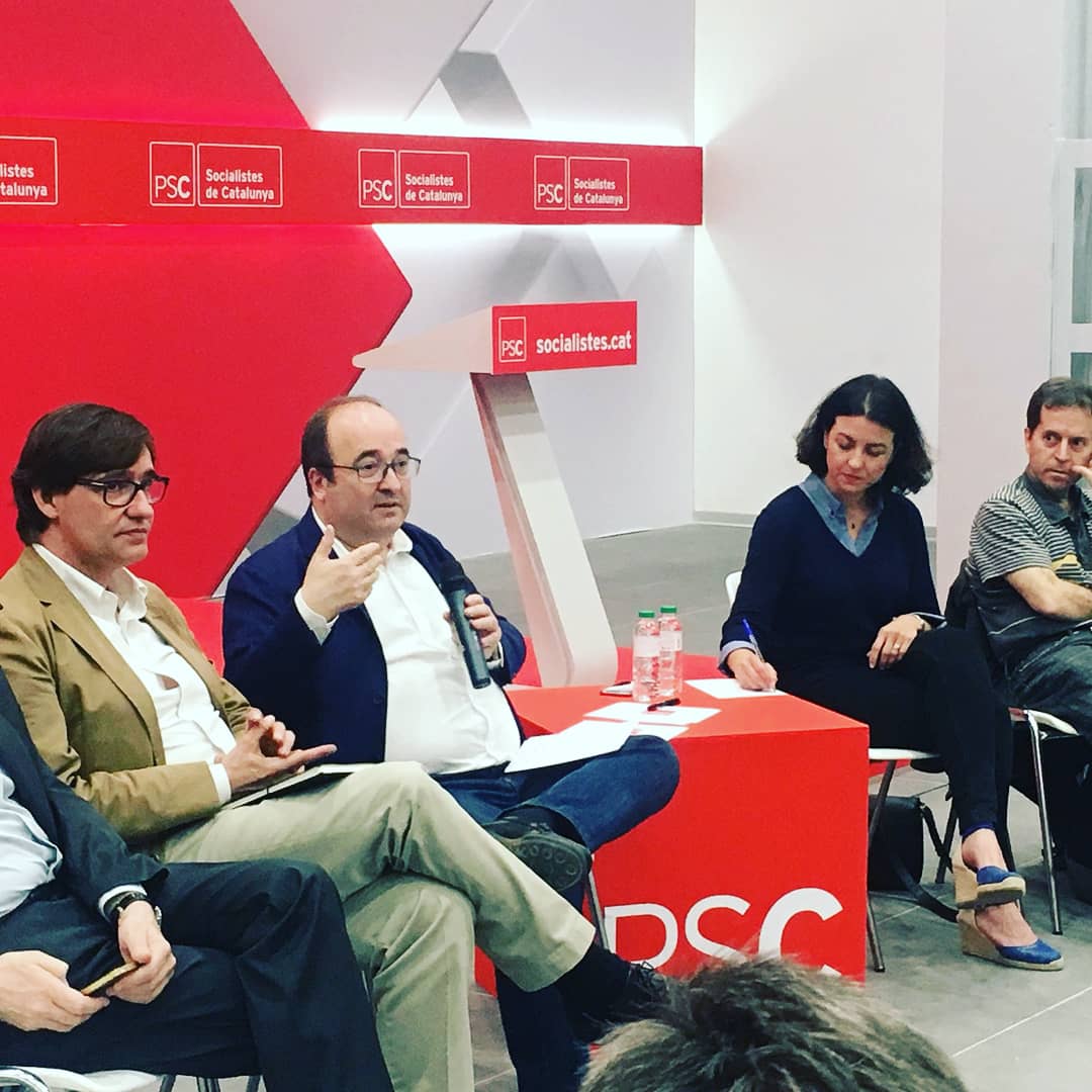miqueliceta's tweet photo. Debat obert amb amigues i amics federalistes i d’esquerres preocupats pel país, compromesos amb el diáleg i decidits a impulsar el respecte a la legalitat, les institucions i les persones pensin com pensin. https://t.co/3UpBZklLBC