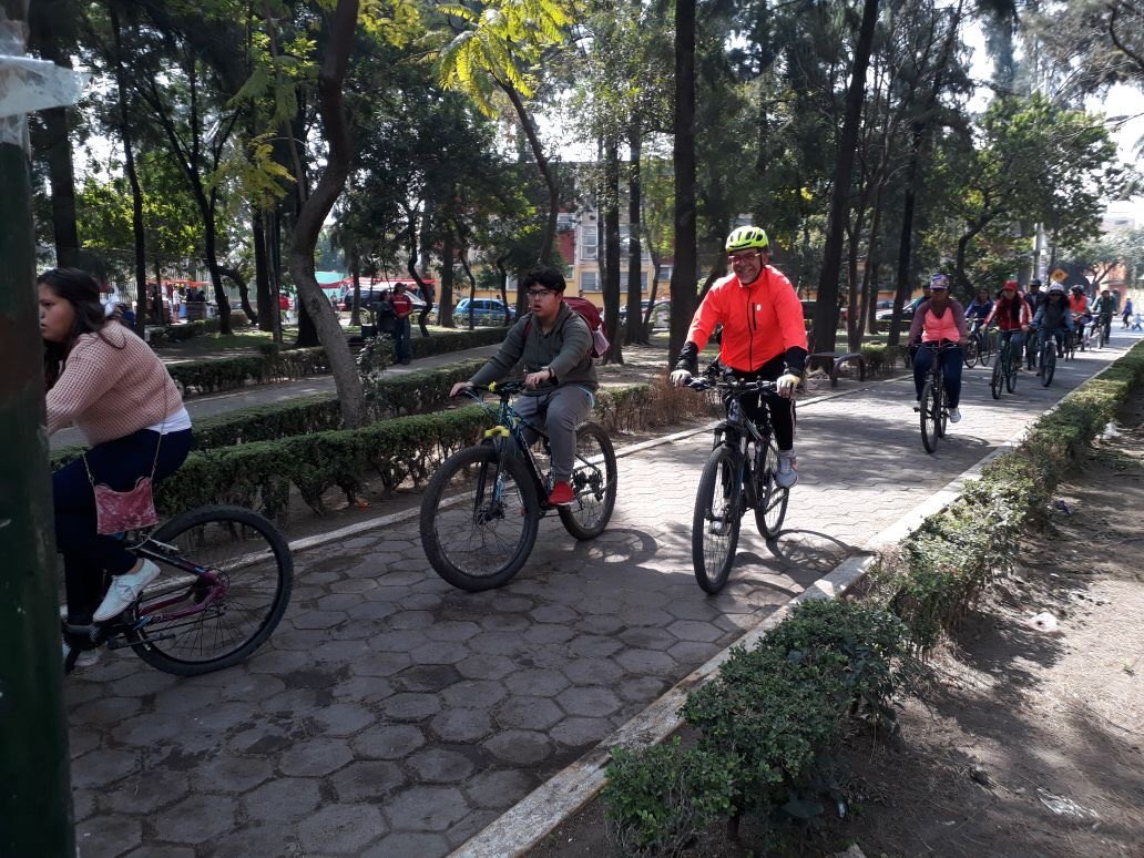 faustocarbajal's tweet photo. #lomásleído Hoy el #Camarón @AlfredoHRaigosa acompañará a una #Rodada a la próxima Jefa de Gobierno @Claudiashein Vamos a sumarnos todos!por un medio de transporte no motorizado y sustentable 👇Aquí la info LOS ESPERAMOS! vamos desde #Iztapalapa @Redes_MORENA @morenaestatalDF 🚲 https://t.co/Bxltf2I9Qd