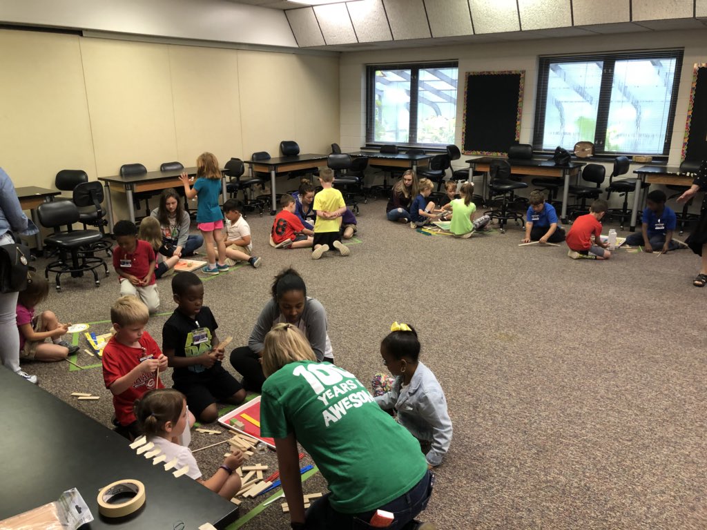 Mrs. Sease FCS tweet media