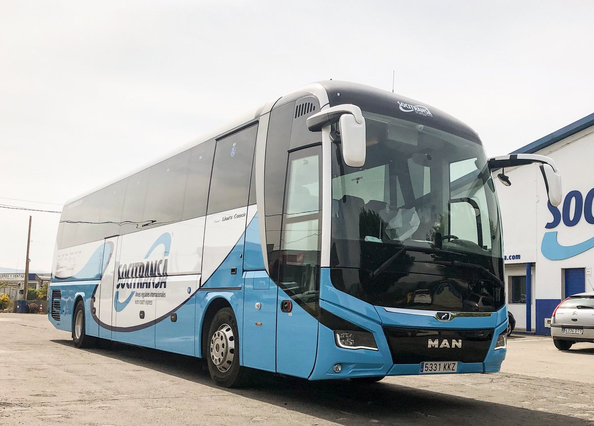 NicoManBus's tweet photo. SOCITRANSA de Verin (Orense) recibe dos nuevas unidades @MAN_Iberia Lion’s Coach 460cv de 13m con 55 butacas y PMR. https://t.co/v9BvIZu5aL