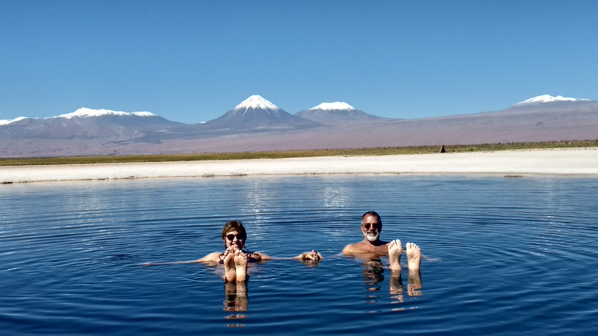 EstradasPlaneta's tweet photo. Lagunas Cejar e Tebinquinche. Nosso último passeio no Atacama. https://t.co/a3Q0uo9zOP  #RBBViagem #abbv #GoABBV #nasestradas #nasestradasdoplaneta #chile #atacama #turismo #viagem https://t.co/TFhzSndPfK