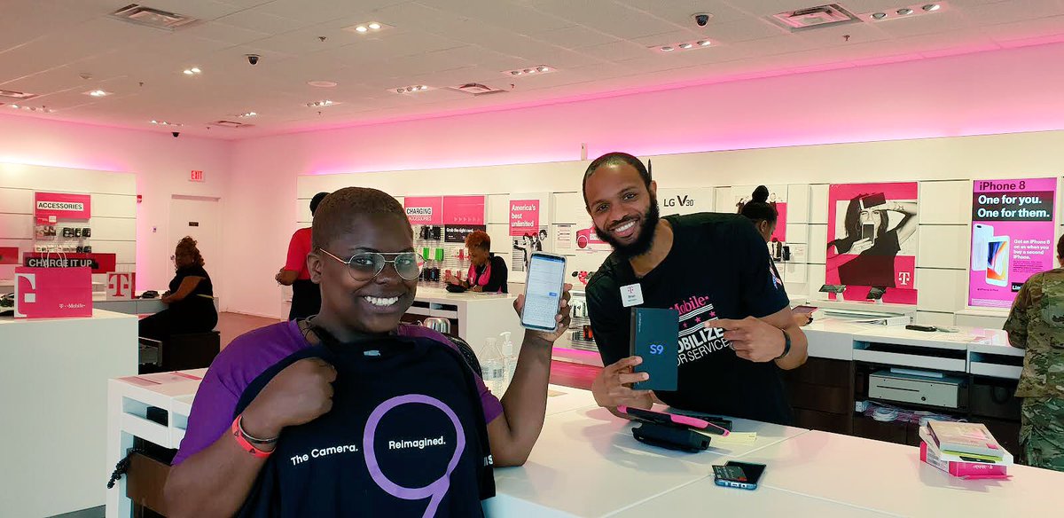 Brian_TMobile's tweet photo. #TMobile is the place to be! We have #Unlimited #Support for the #Military ! Come in to Mt Zion store in Morrow,Ga to get your service today! #Discount #Apple #MagentaFamily #MagentaPrime @AaronTOmar @TmobileToriH @MistyS_TMobile @jackhjohnson @JohnLegere @JonFreier #Deals https://t.co/hoAHOZC3Lm