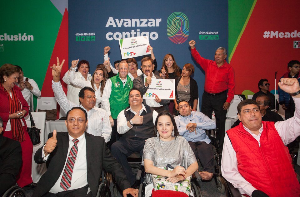 gallardolpzalex's tweet photo. Anuncia hoy @JoseAMeadeK ante sector de #pcd creación del Instituto para #inclusion #discapacidad y respeto #CDPCD https://t.co/z9VypEOOci
