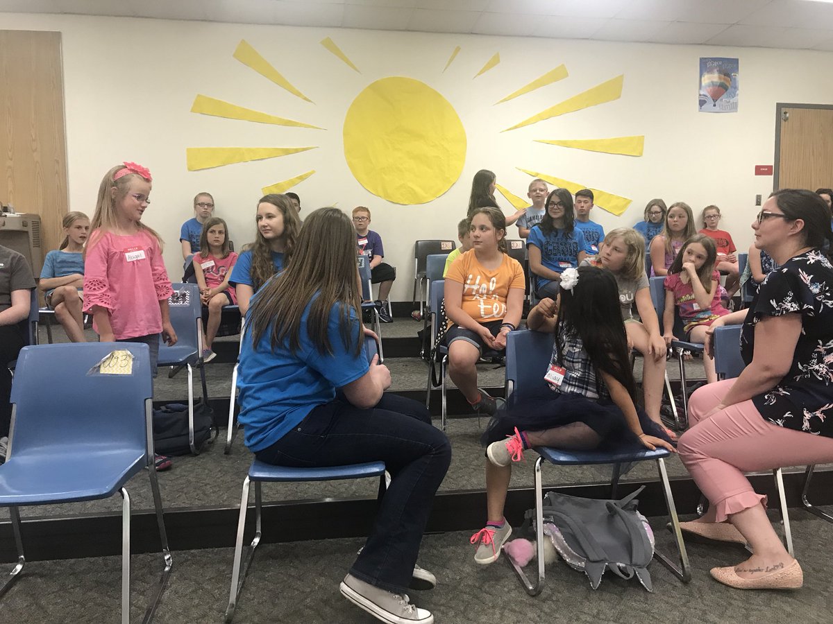 MusicSommerfeld's tweet photo. Choir Mini Camp!! Weβre having a blast so far! @MsSimonsSays15 #BHES180daysoflearning #choir https://t.co/Br6IFCCAyj