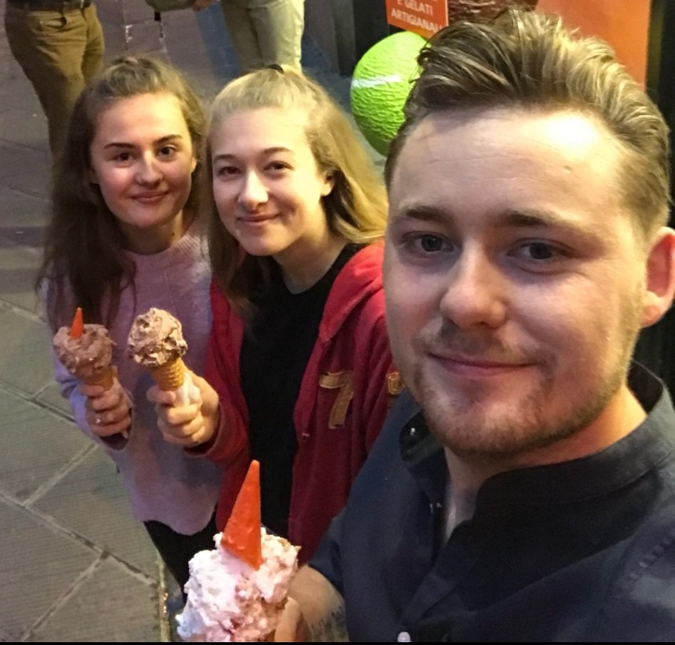 Emrys_Inter's tweet photo. Italian 🇮🇹 Adventure continued ... Cinque Terre 🏖 Pizza 🍕 and Gelato  🍦 https://t.co/AiQGeBNeqs