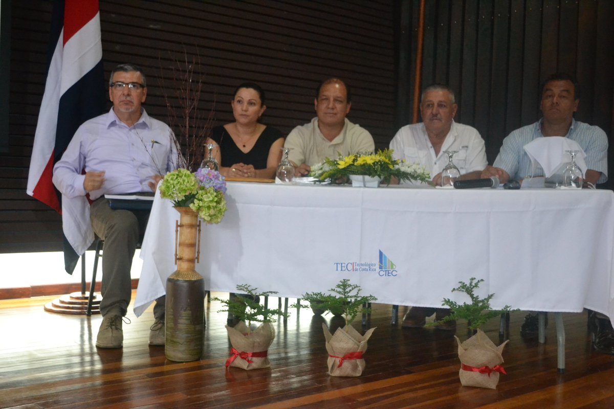 ADEZN01's tweet image. Viernes 18 de Mayo, 2018. Firma de Convenio  
MARCO DE COOPERACIÓN ENTRE EL COLEGIO DE INGENIEROS AGRONOMOS DE COSTA RICA y la AGENCIA PARA EL DESARROLLO DE LA ZONA NORTE (ADEZN)