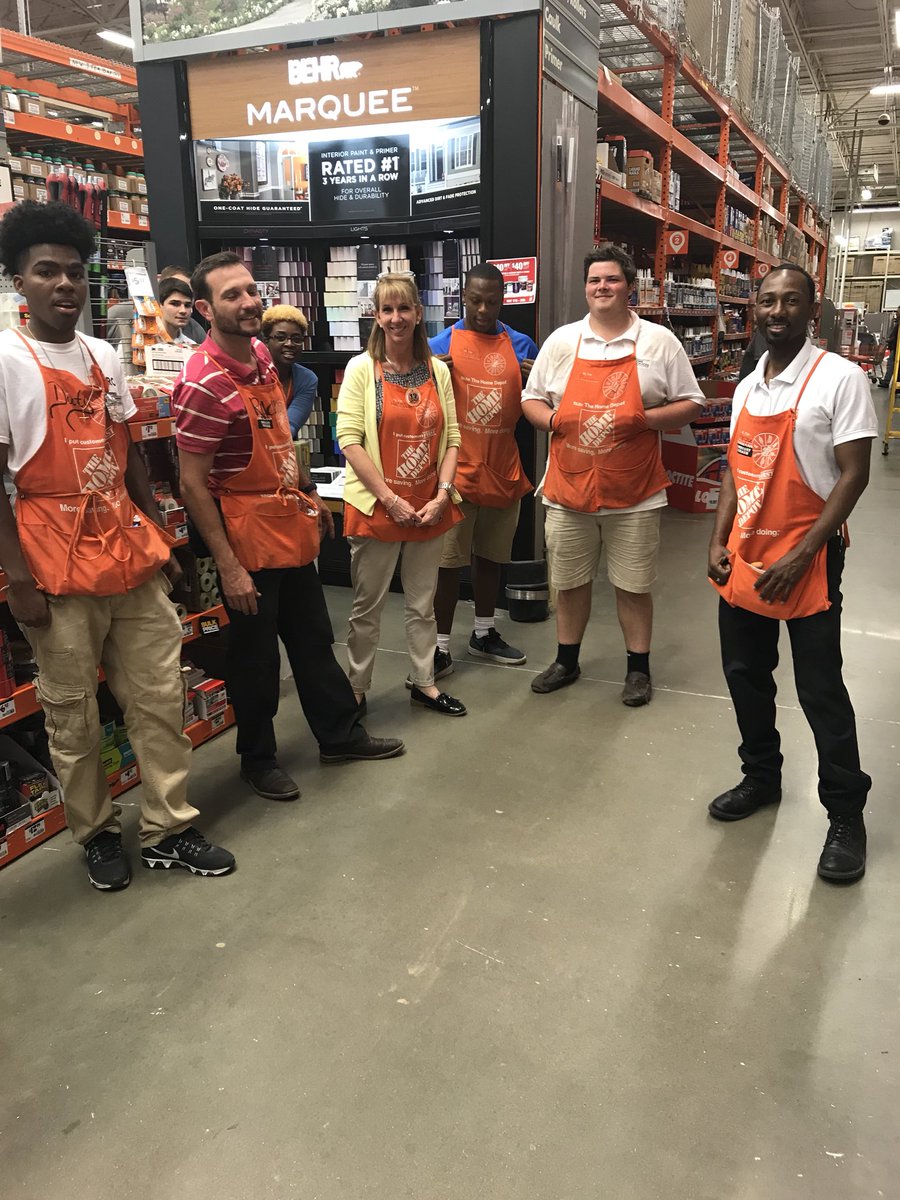 RobertHD0729's tweet photo. 0729 Collierville Golden Eagles Mid-Day Zone recovery blitz team. @HectorAPadilla @thdjoelcog @AMCTHD @RecoWatson @muse_marcus https://t.co/oQ6LNRjr2d