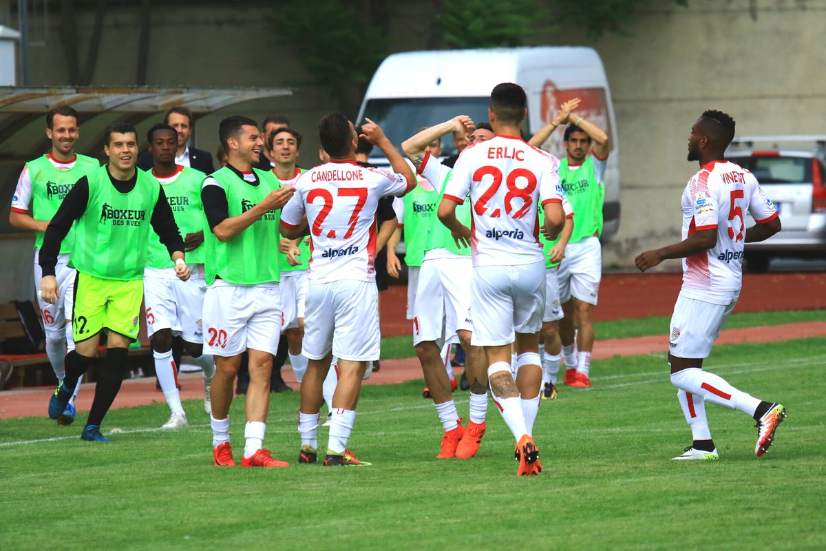 RaiBZSport's tweet image. .@feralpisalo @Reggiana1919_IT @AS_VITERBESE oder @CosenzaOfficial ? Wer wird der Play-off-Viertelfinalgegner des @fclubsuedtirol - Auslosung Freitag um 11 #roadtoB @RaiSuedtirol