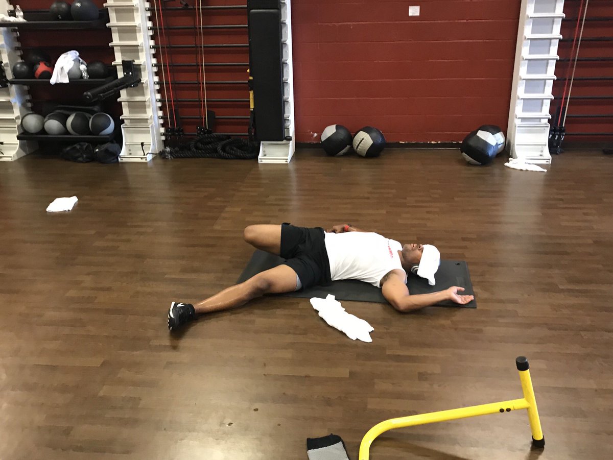 bennett4444's tweet photo. Last Saturday’s Bootcamp, these 40 rockstars gave it their all! Love pushing them! Even though Ellis made that shirt, I know I’m still loved, haha!! That’s him after class too! See you all Memorial Day morning at 9:30am to crush it!👊🏼 https://t.co/YyXhelxIeL