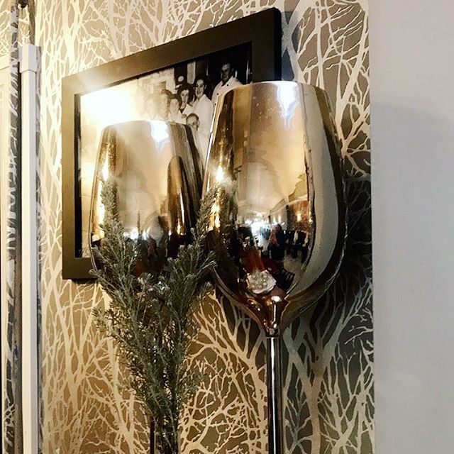 fethr_'s tweet photo. Glass of wine, anyone? 🍷  #wine#fethrbeckenham#restaurantdesign#wineglasses#gold#restaurant#br3 https://t.co/H07zuHNSRc https://t.co/IvGbz6HAZX