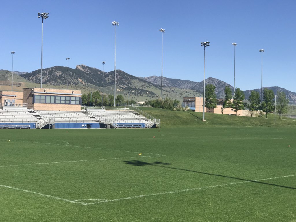 ACSLdirector's tweet photo. A sneak peek at our temporary home for our June matches.
Ladies and gentleman... #NorthAreaAthleticComplex
#NoAmericanFootballLines #NaturalSurfaces
@Burgundywave @dhspesh @APyramid_Blog @futbolvisionary @SoccerClubHouse @SoccRoundTable @NonLeagueUSA https://t.co/0XMN7oNsCn