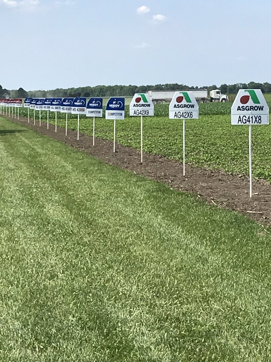 TylerReichmann's tweet image. Dual brand plot signed and looking good at Carlinville North! @MMServiceFS @tschuck1 @tprice70