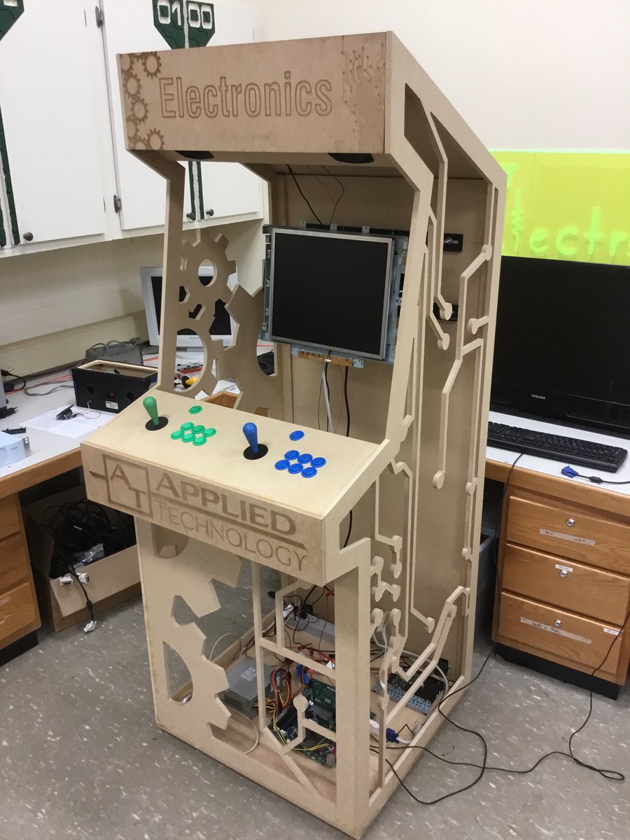 Michael Crosse tweet media