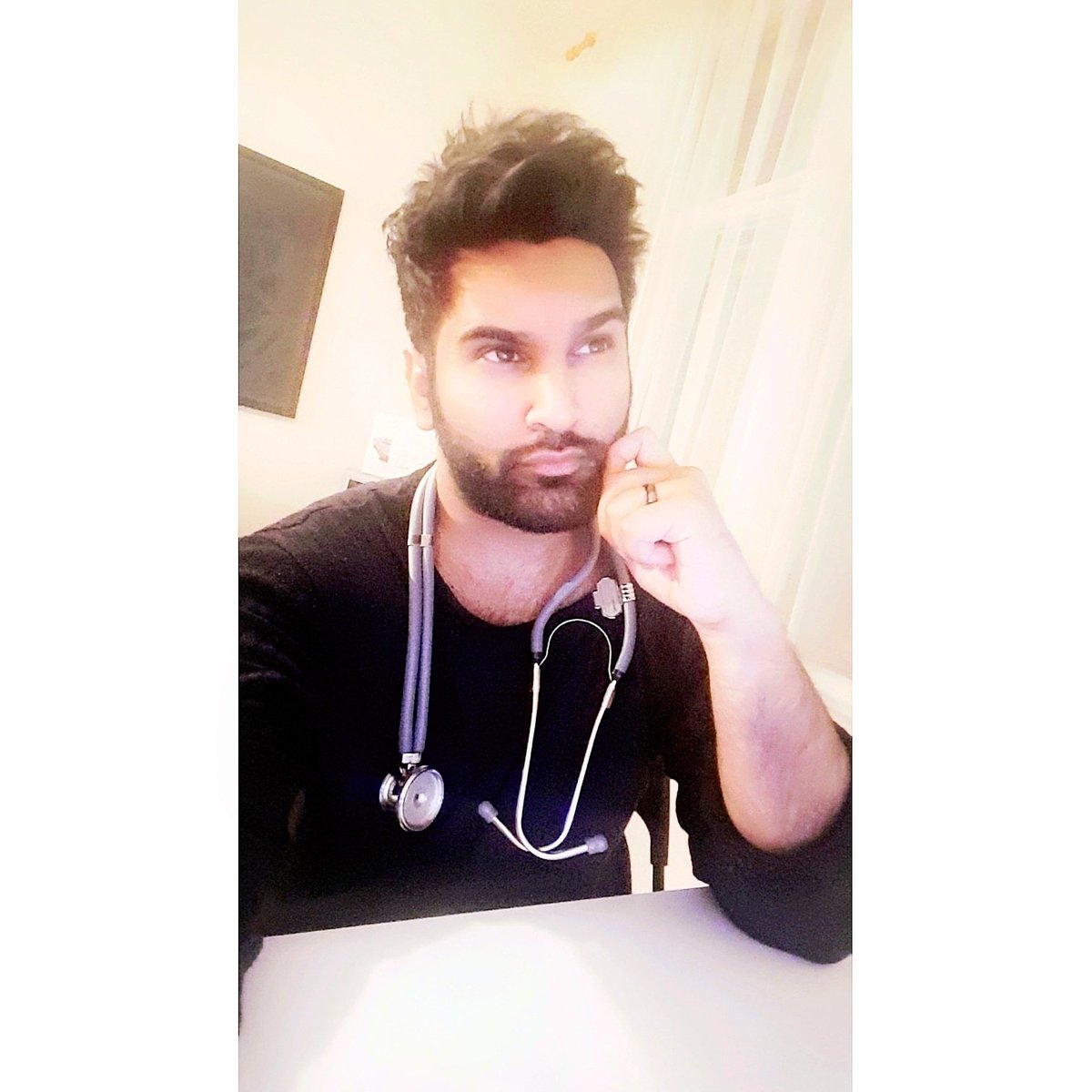 Rishclm's tweet photo. #NewProfilePic https://t.co/5FSvIwrDFm