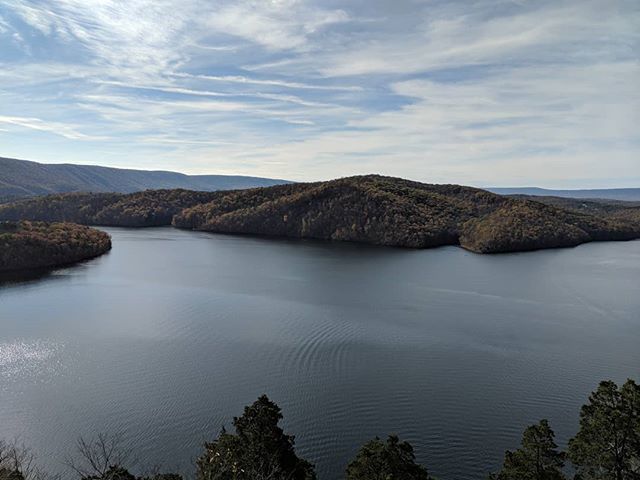 huntingdonpa's tweet image. Who's ready for Memorial Day weekend? #HuntingdonPA #RaystownLake #vacation #lake #boating #recreation #water #nature ift.tt/2s7kpqT