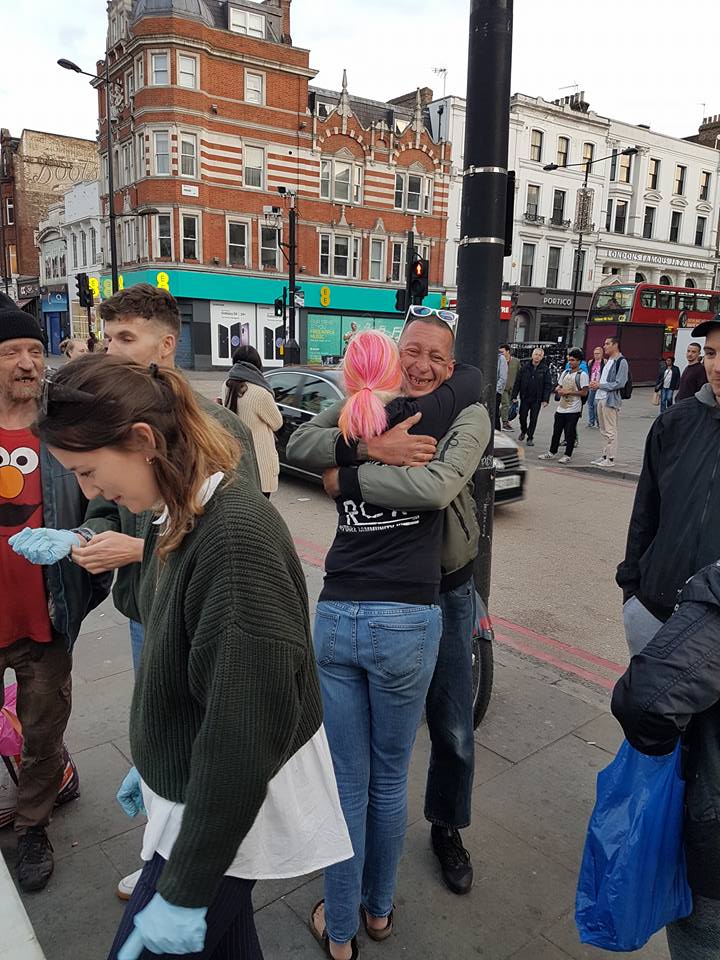streetskitchen's tweet photo. Another amazing Camden evening with the mighty @RefugeeCKitchen & @streetvetuk
Plenty of food, music & fun & even a wee cake for the legendary @TheJanieMac's birthday who is using her special day to raise funds for #RCKs essential work.
PLEASE do@ https://t.co/2hBCzx6qAT
❤️ https://t.co/qvCJrePlwL