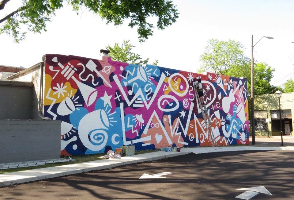 BlankSpaceBham's tweet photo. Have you seen Woodlawn’s newest mural? #publicart #mural #streetart https://t.co/iZc7lnbuf9 https://t.co/ZSczq9tLIq