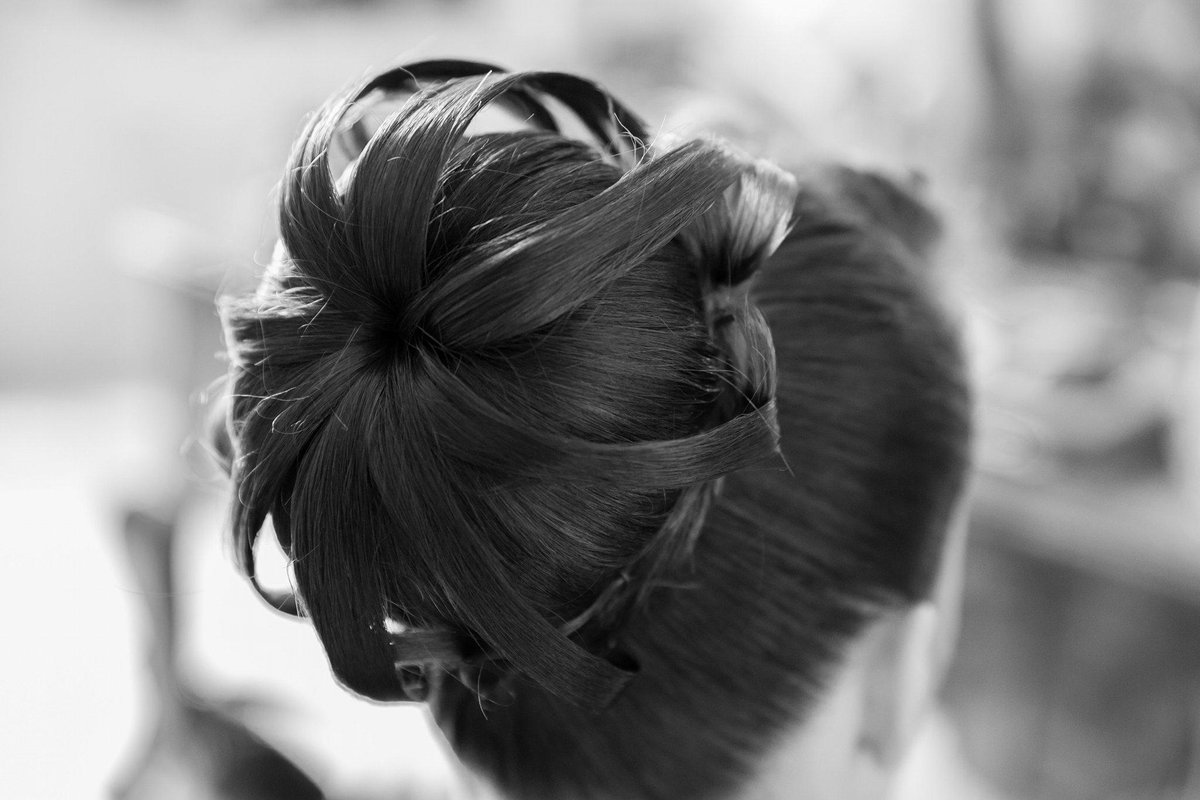 SegoLook's tweet image. Retour en arrière sur un mariage. Vous faire belles et avec le sourire; ma priorité.
#weddingday #photographytimes #lovemyjob #styliste #visagiste #coiffeuseàdomicile #bassindarcachon #bysegolook