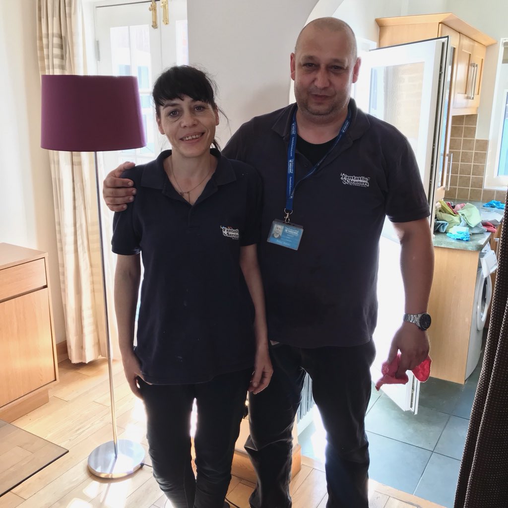 Moved 8 times in 11 years and finally got the cleaners in instead of doing everything ourselves....thank you <a href="/fantastic/">Fantastic Services</a> who came in and absolutely blitzed the house! Use my code SKS for £20 off your first booking! #skinnykitchensecrets #fantasticservices #ad