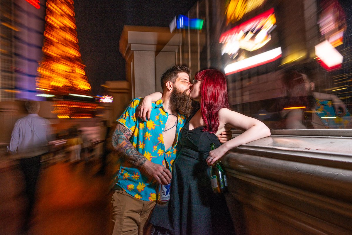 mbkeene's tweet photo. M.B. Keene Photography: where trashy meets classy! 
#photography #vegas #engagement https://t.co/0iDdGl7t3A