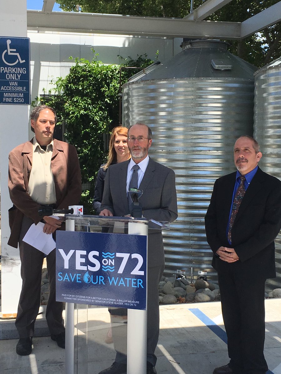 Steve_Glazer's tweet photo. Sacramento press conference calling for passage of Prop 72 with @PCLeague League of Ca Cities and @tpl_org - Good for the environment and good for your wallet. Help save our water. #yeson72 https://t.co/KiWD5Bg0MO