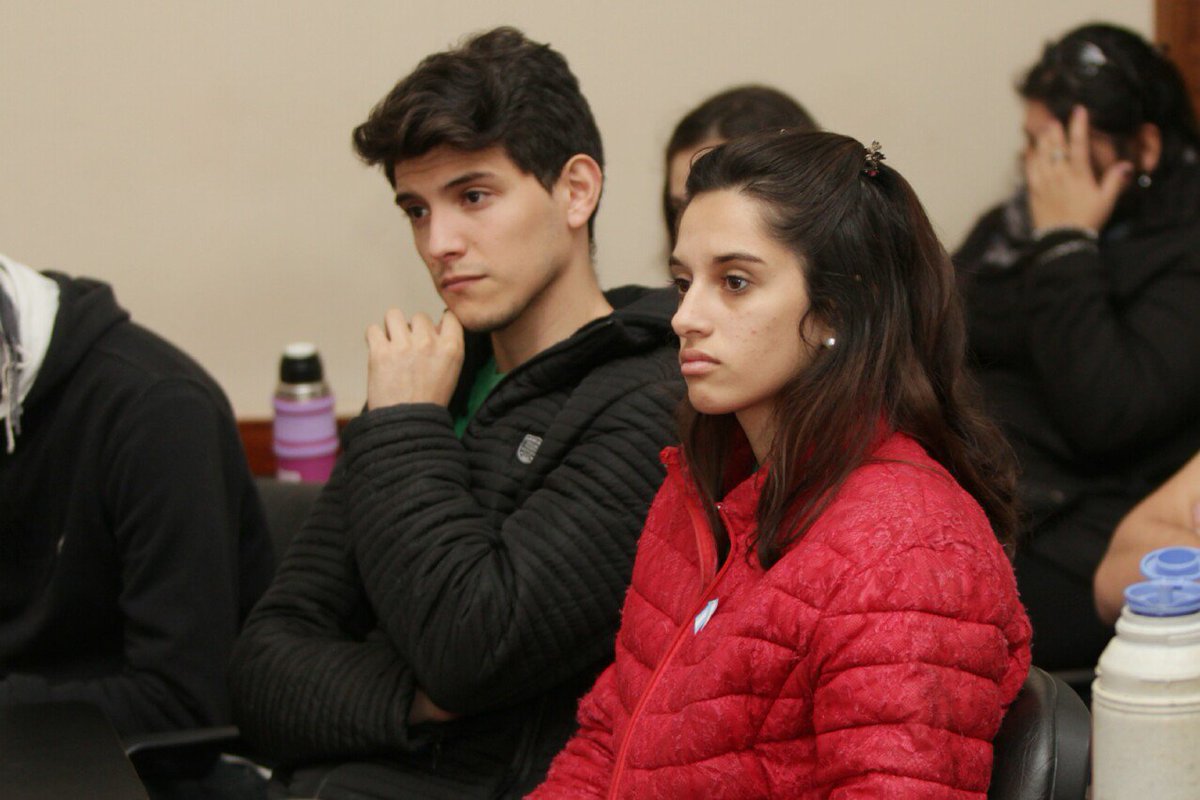 leandrobusatto's tweet photo. Ya estamos en la Facultad de Ciencias Juridicas y Sociales @FCJS_UNL de la @UNLitoral, invitados por la agrupación @JaqueFcjs, con @lucila_puyol charlando sobre Violencia de Género y Femicidios https://t.co/Y7jwXdZxqD