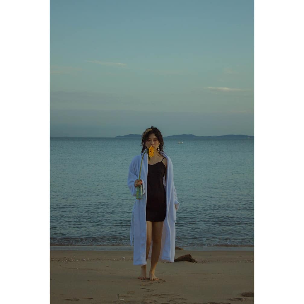 24hopeubounce's tweet photo. MOJA KOCHANA GRACIE DEBIUTUJE JAKO SOLISTKA !!!!

Dajcie jej dużo wsparcia bo ona tego potrzebuje 💓💓💓💓💓

#wywiadzkpoperkami #gracie #exhub #music #kpop #debut https://t.co/ZCvG5JEkfV