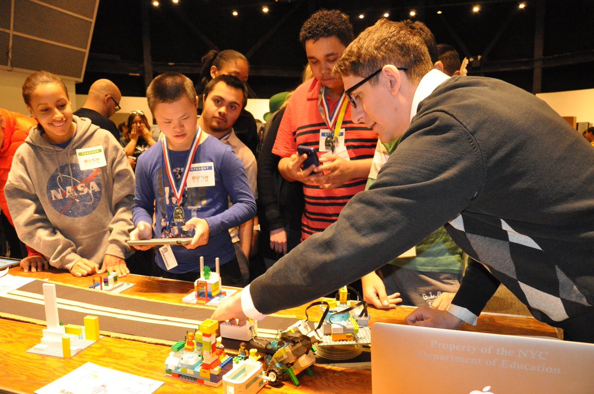 FIRSTweets's tweet image. Reaching Students with Special Needs Using Kinesthetic STEM Programs in this week&apos;s #InspireBlog: firstinspires.me/eytg30k9pL4