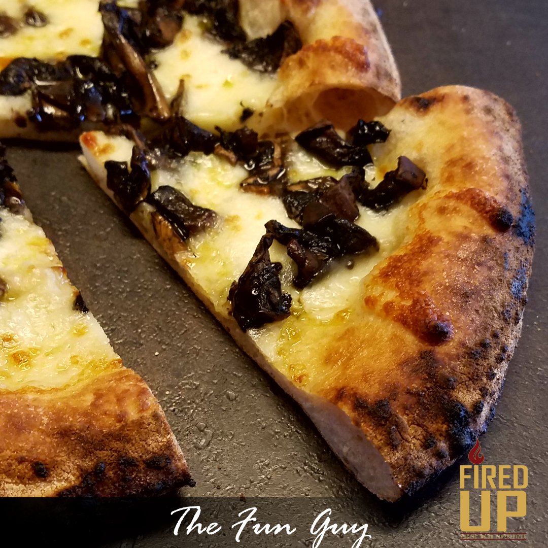 firedupmi's tweet photo. The Fun Guy, a savory mix of Portobello and Button Mushrooms, Garlic infused Olive Oil, Fresh Mozzarella Fior di Latte and a touch of Black Truffle Oil!

#FiredUp #Pizza #Mushroom #FunGuy #MushroomPizza #Truffle #BlackTruffle #Foodie #Detroit #Michigan #Wood-Fired https://t.co/tTajPYDxkH