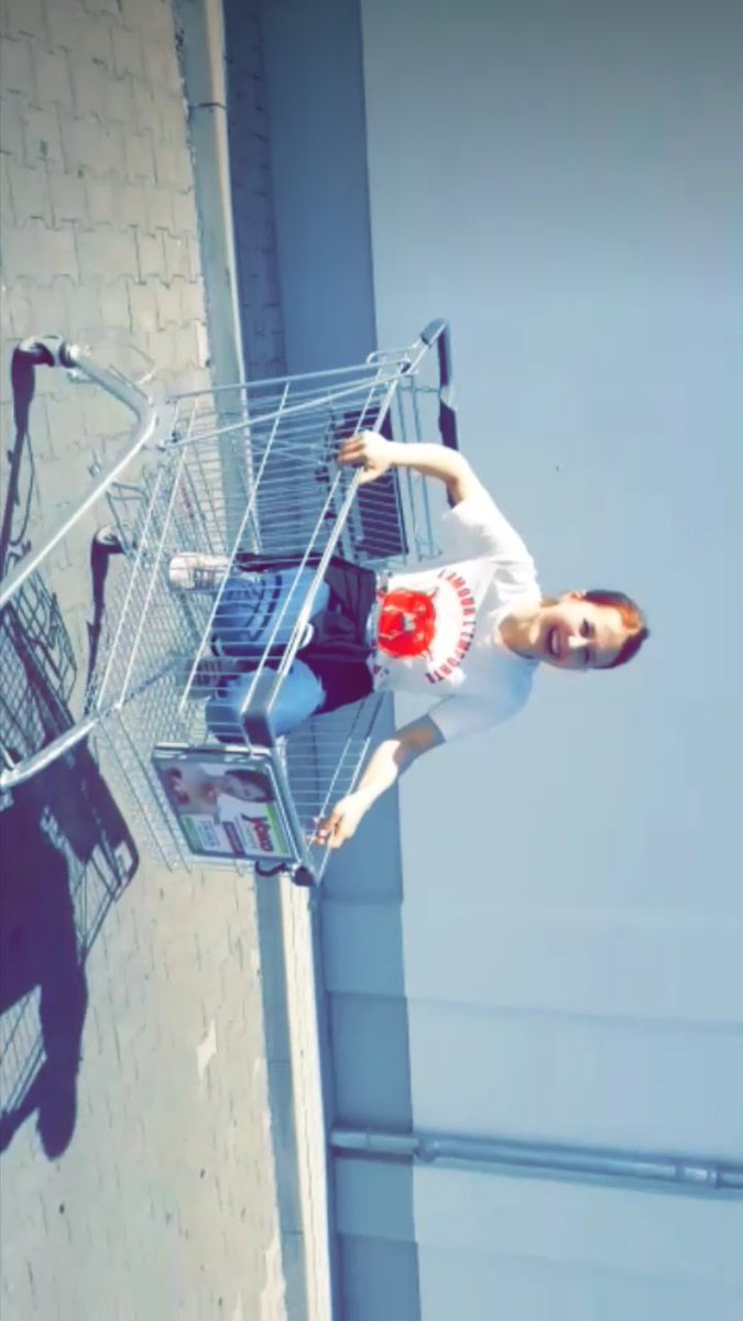 warp10_voyager's tweet photo. I was in a shopping cart. Bc my best friend and me love the song Trift Shop😂💗 @macklemore @RyanLewis
#youonlyliveonce #triftshop @PauleyP @FcLovePauleyP @smoo500 https://t.co/WmYzv4yQ1e