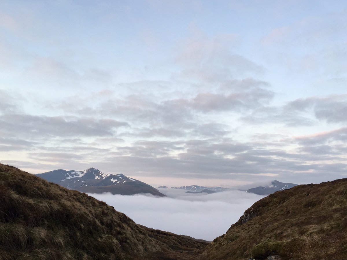 aspenoutdoors's tweet photo. Over two days with a bivy on the ridge me and Jim did the 12 munros around Loch Mullardoch. Cuillin ridge next on Friday. #hiking https://t.co/NjVasNx2Ud