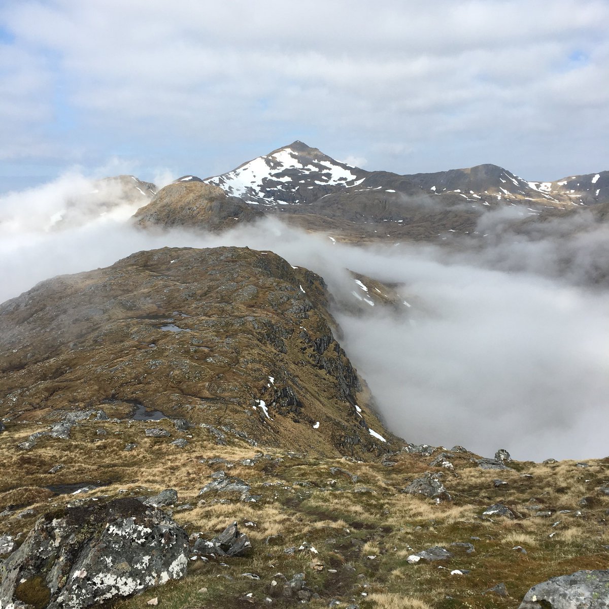 aspenoutdoors's tweet photo. Over two days with a bivy on the ridge me and Jim did the 12 munros around Loch Mullardoch. Cuillin ridge next on Friday. #hiking https://t.co/NjVasNx2Ud