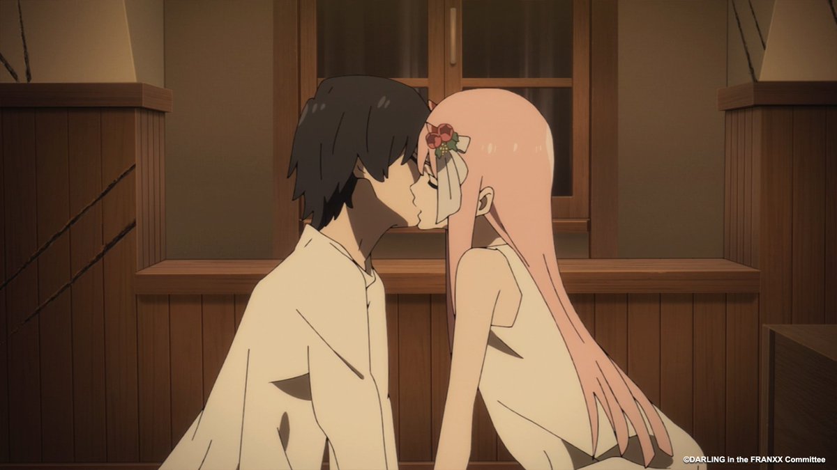 😘El día de hoy, 23 de Mayo se celebra el Día del Beso en Japón, ya que en 1946 se estrenó la película "Hatachi no Seishun" (はたちの青春, lit. ‘juvtentud de 20 años’) en la cual se dio el primer beso del cine japones. 

👩‍❤‍💋‍👨¿Cuál es tu beso favorito del anime?