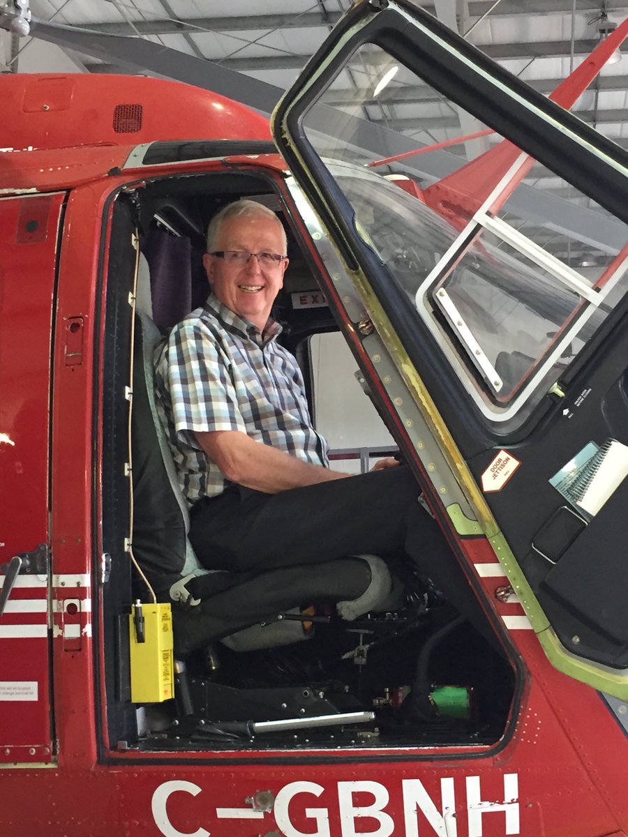 CF_LSA's tweet photo. Paid a visit to Rural Life Grant recipient @STARSambulance today. Thanks to pilot Greg Curtis and the rest of the team for showing Bruce and Charleen around! #ISupportStars https://t.co/0J35o5ulM1