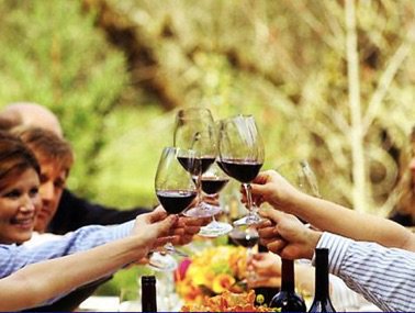 RT <a href="/StHelenaCA/">St. Helena, CA</a>: There is never a shortage of things to do in #StHelena.  Be sure to stay in the loop with all of our special offers and event info! ow.ly/J4Xm30iZyFK #MyStHelena