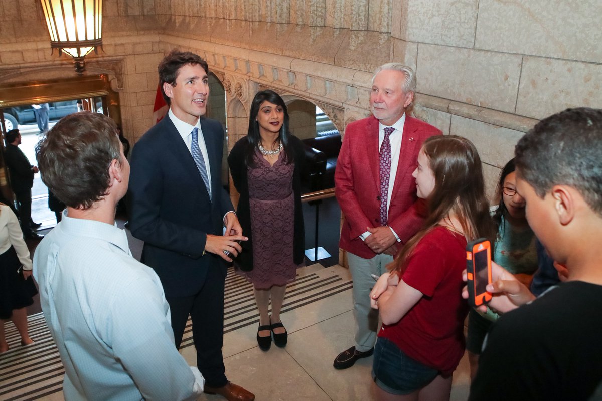 BardishKW's tweet photo. Awesome visit from @RockwayMC students on the Hill today! @JustinTrudeau, @SenHarder and I were happy to have this #KWawesome crew join us &amp; ask some really great questions before taking a tour of Parliament. Our #LeadersToday are definitely ready to take their seats soon.🇨🇦 https://t.co/mL6KiPlT6B