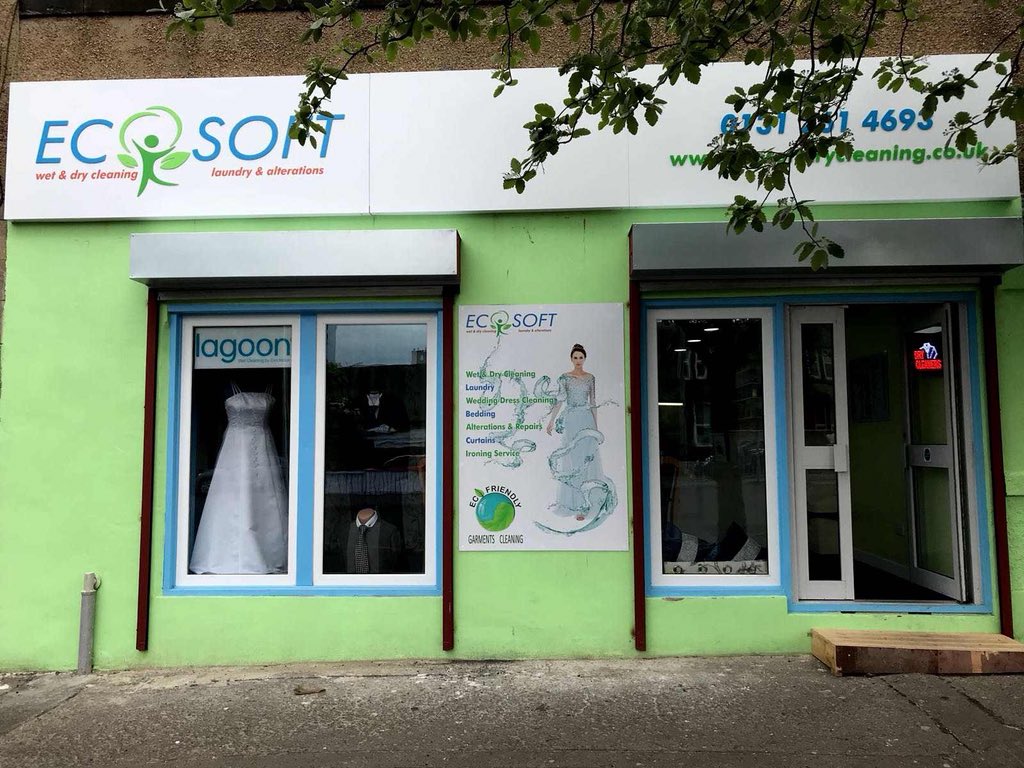 Ecosoft offers wet/dry cleaning, laundry and alteration services. With the latest technology in professional cleaning methods, we can safely and effectively clean almost any type of garments using Wet Cleaning