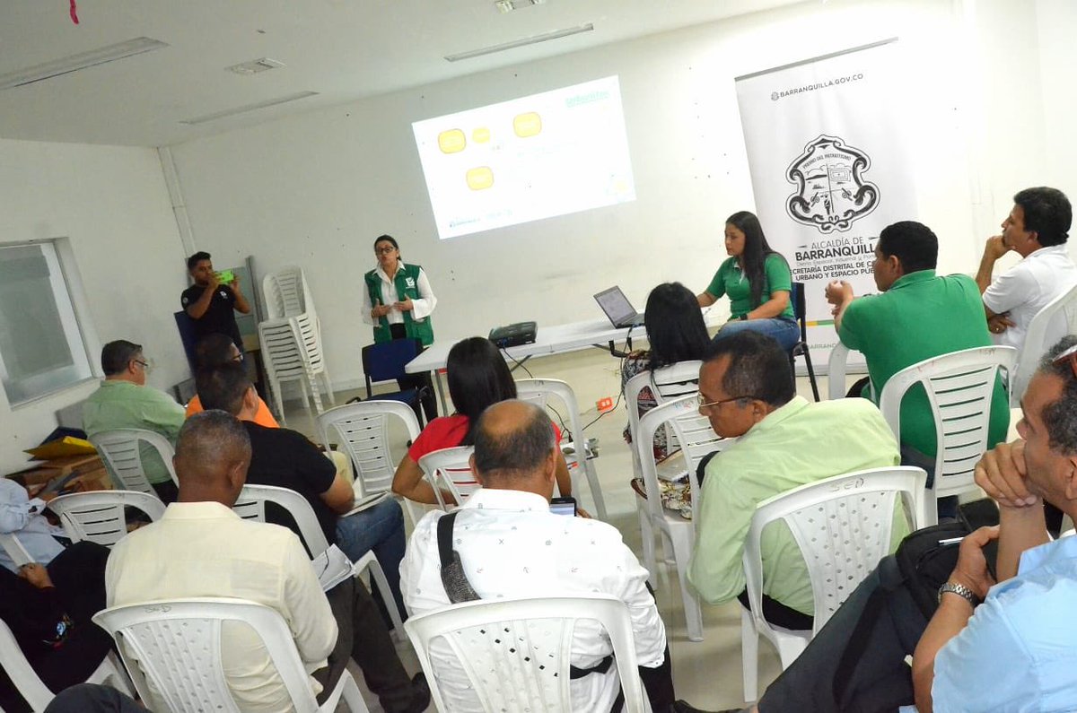 ControlUrbanoBq's tweet photo. Es preciso aclarar que el programa #Urbanitos lo llevamos a cabo en conjunto con @SEDBarranquilla y está motivado también por las peticiones de docentes directivos de las instituciones escolares del distrito, en su calidad de protectores de la niñez. https://t.co/MmnfJDR1PF