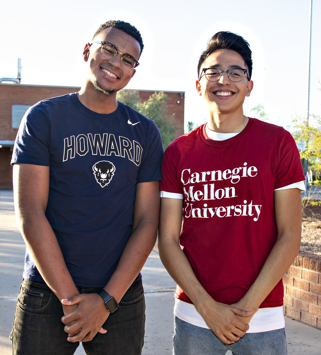 tucsonunified's tweet photo. Check out some shots from the @UniversityHigh Student Declaration Dinner from yesterday! @uhs__stuco @uhsperspective @UHSAPHG @varsityecon #TUSDGrad https://t.co/aW0SqkFukp