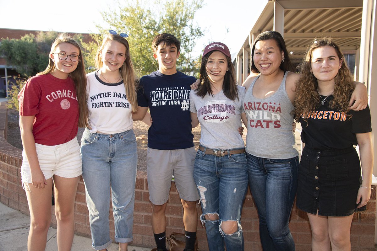 tucsonunified's tweet photo. Check out some shots from the @UniversityHigh Student Declaration Dinner from yesterday! @uhs__stuco @uhsperspective @UHSAPHG @varsityecon #TUSDGrad https://t.co/aW0SqkFukp