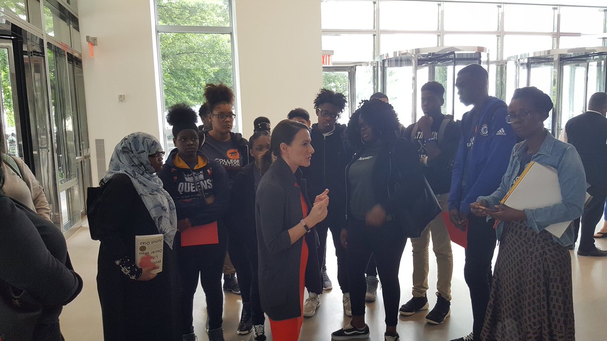 GuidanceTPS's tweet photo. @TPSPrincipa1 @SuptKarenWatts @PaulForbesNYC @TPaulin_FSL @JenGoldbergDAAA @AndradaF_TDEC @PLFROSS @DSRNorman @DOEChancellor A wonderful opportunity for our rising seniors! https://t.co/PmQyWjmVHt